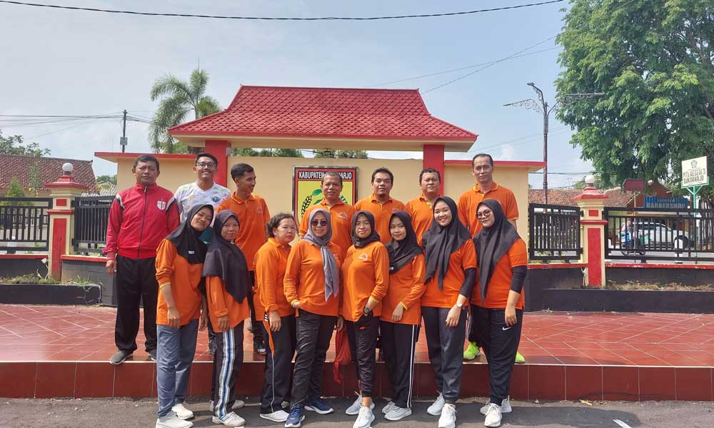 Lomba Voli dalam rangka peringatan HUT PGRI